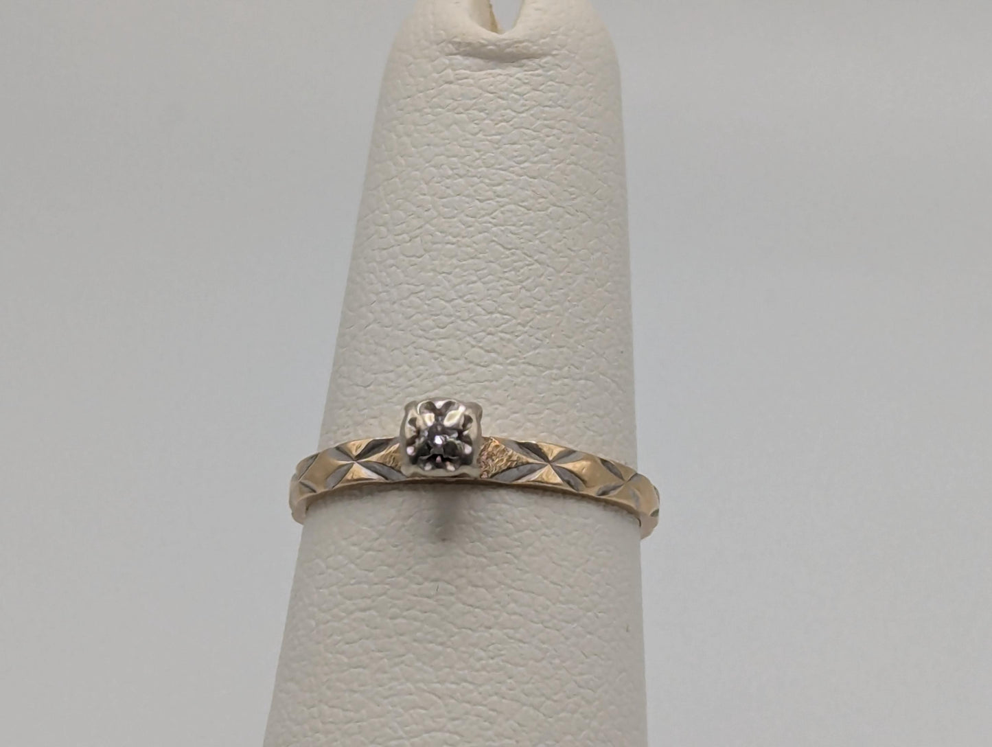 14k Multi Gold Quilted Design Diamond Solitaire Engagement Wedding Promise Ring