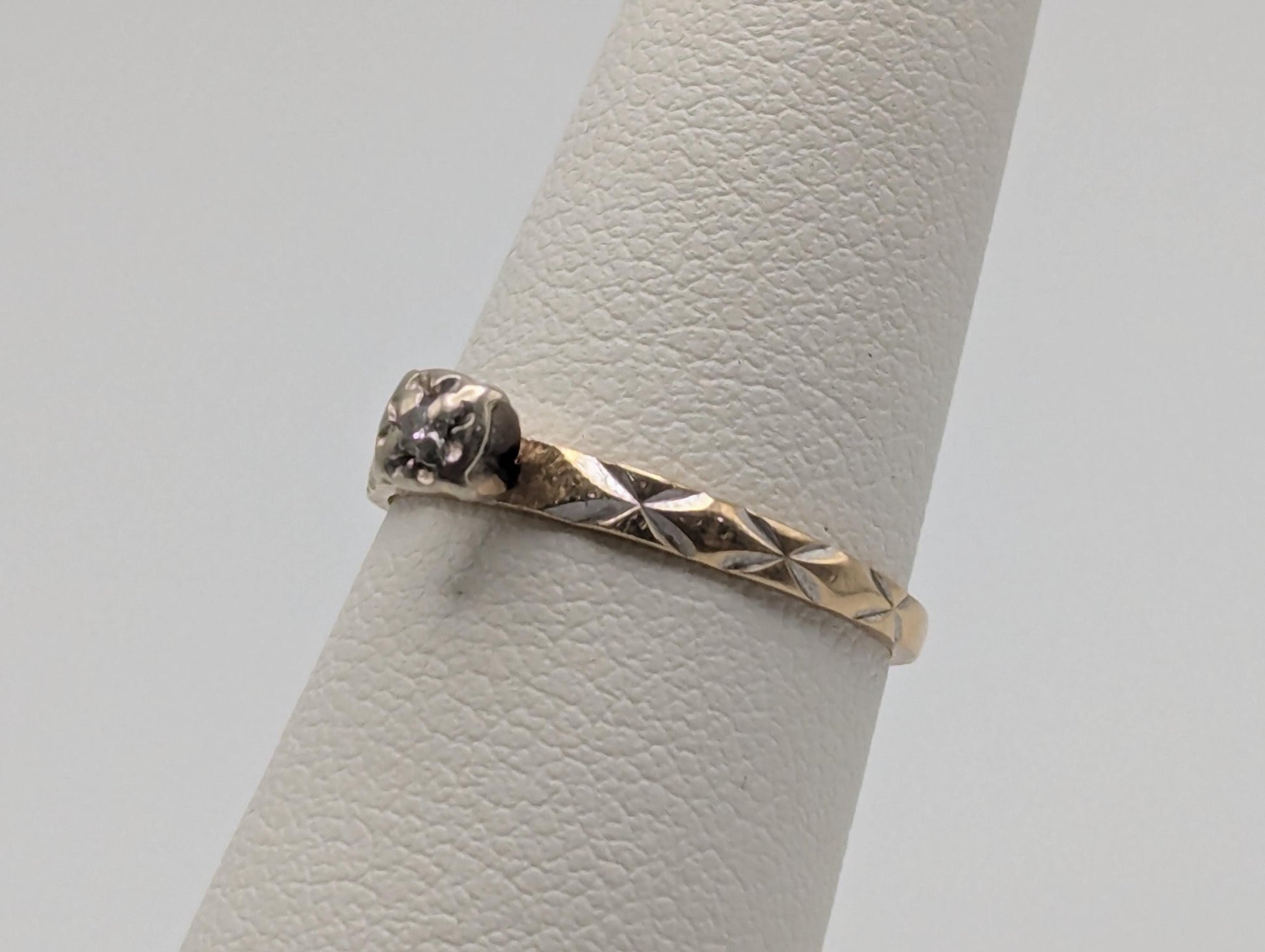 14k Multi Gold Quilted Design Diamond Solitaire Engagement Wedding Promise Ring