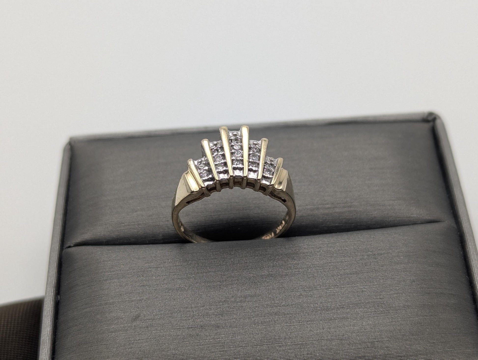 10k Yellow Gold Diamond .25 ctw Crown Style Ring. Cocktail Diamond Ring.