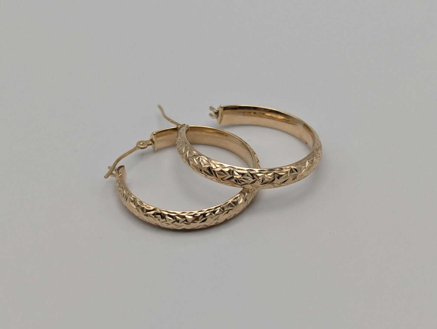 14k Vintage Yellow Gold Classic Etched Textured Hoop Earrings Gold Hoops Hinged