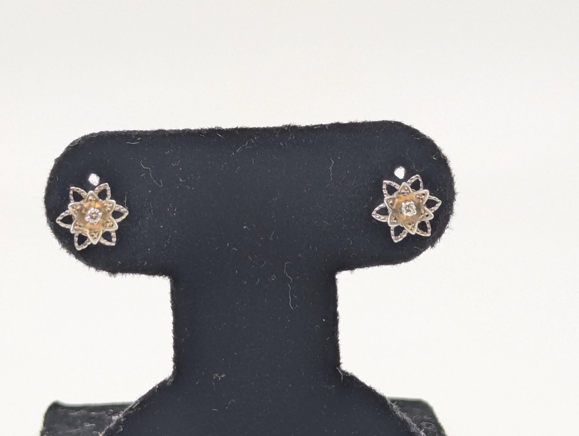 14K White Gold Flower Diamond Stud Earrings 10k White Gold Studs Minimalist Studs