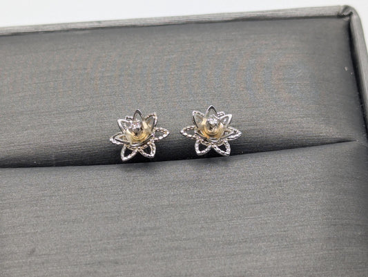 14K White Gold Flower Diamond Stud Earrings 10k White Gold Studs Minimalist Studs