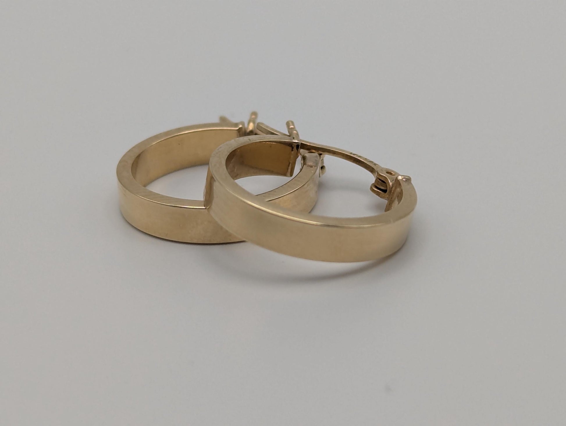 14k Vintage Yellow Gold Classic Small Hoop Earrings Gold Hoops Hinged