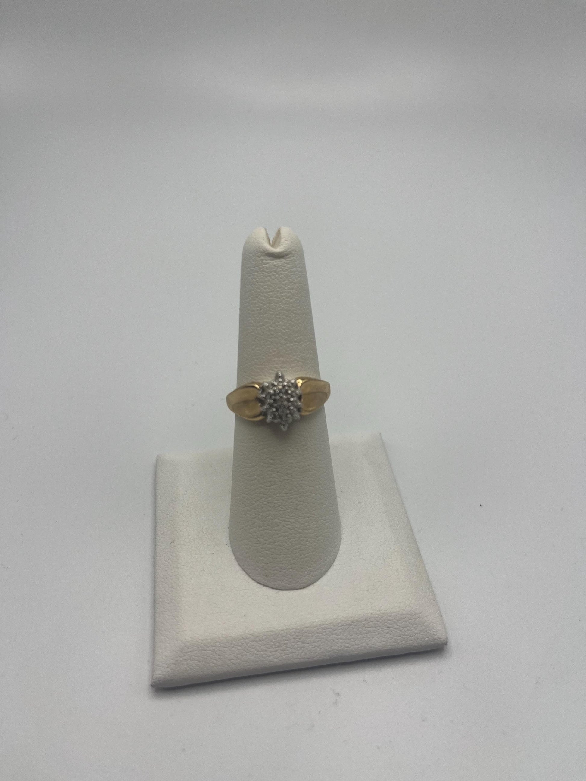 10K Yellow Gold Cluster Diamond Ring Cocktail Ring