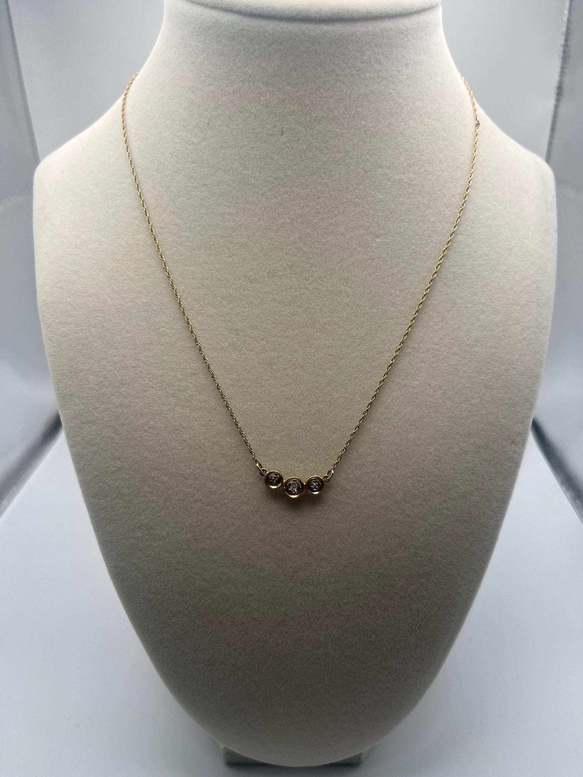 14k Yellow Gold Triple Diamond Necklace. Three Stone Diamond Chain Necklace.