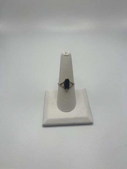 10k Vintage Black Onyx Ring Midnight Statement Ring. Cocktail Ring.