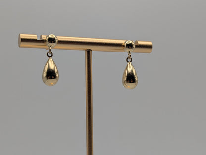 14K Yellow Gold Tear-Drop Earrings. Tear-Drop Dangle Earrings.