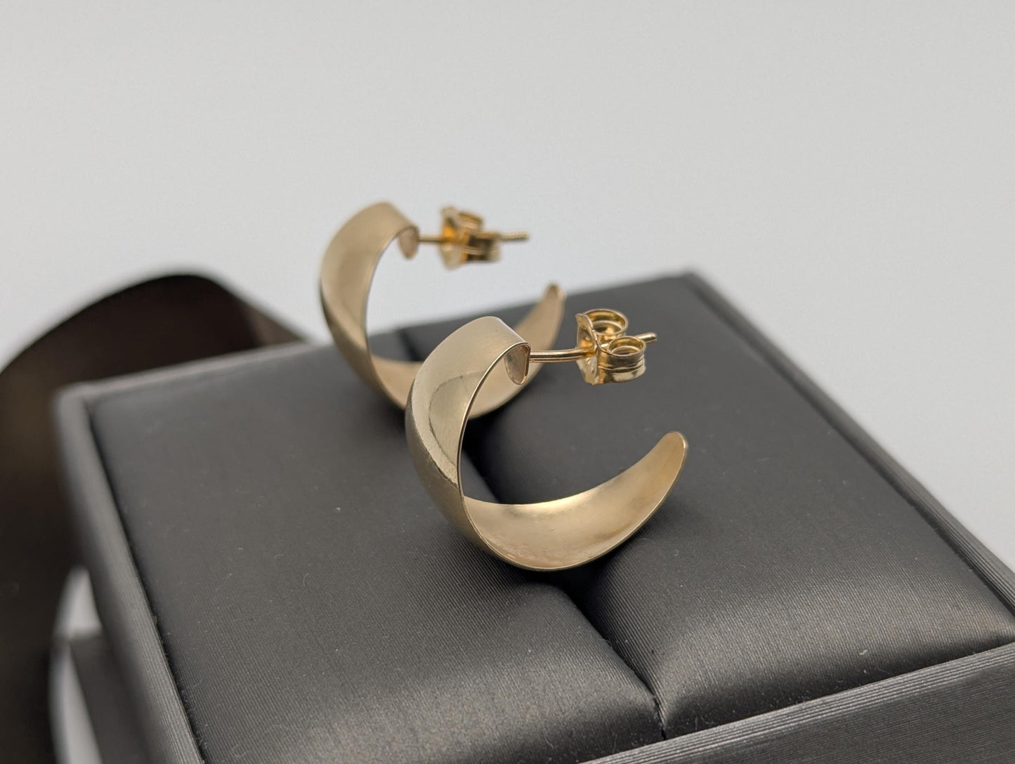 14k Yellow Gold Half Huggie Style Hoop Earrings Womens Huggie Earrings