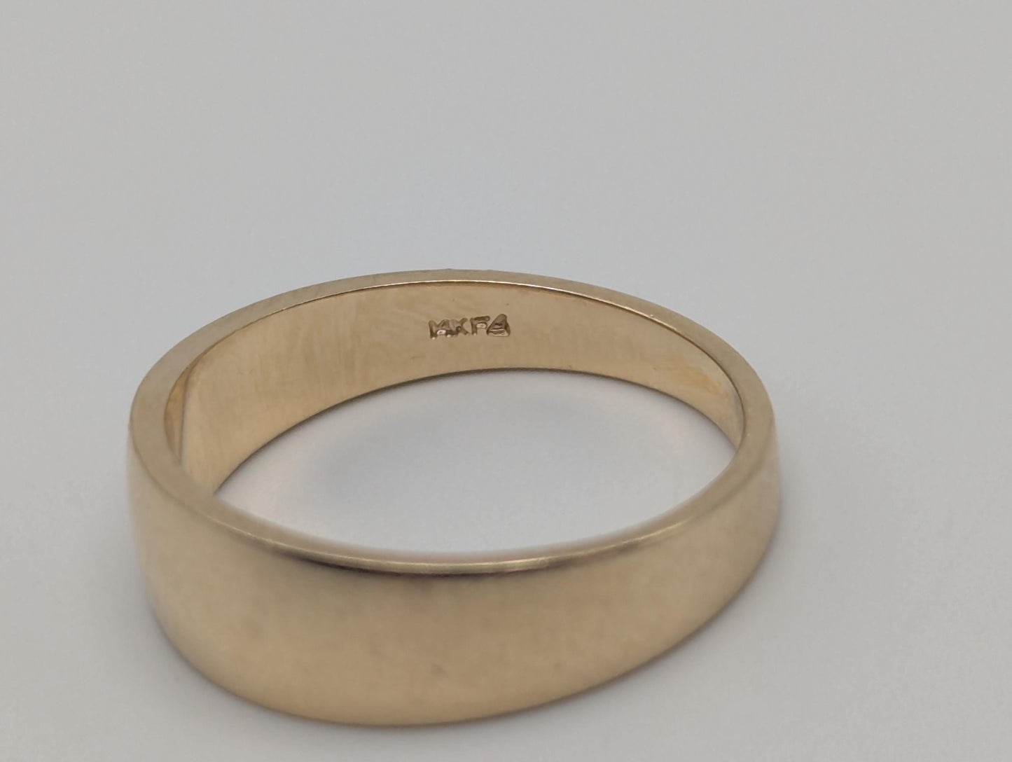 14k Yellow Gold Dome Style Wedding Band. Wedding Ring. Anniversary Band.