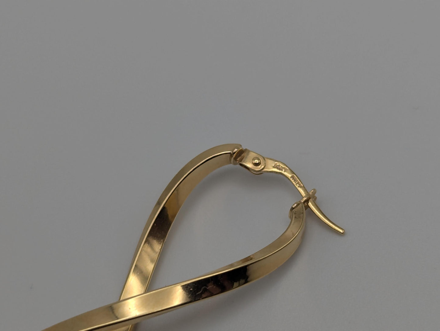 14k ITALY Twisted Long Infinity Hoop Earrings. Etched Twisted Hoops