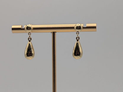 14K Yellow Gold Tear-Drop Earrings. Tear-Drop Dangle Earrings.