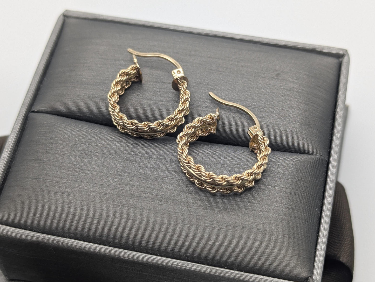 14k Gold Twisted Rope Hoop Earrings. Wire Hoop Earrings Real Solid Yellow Gold Small Hoops