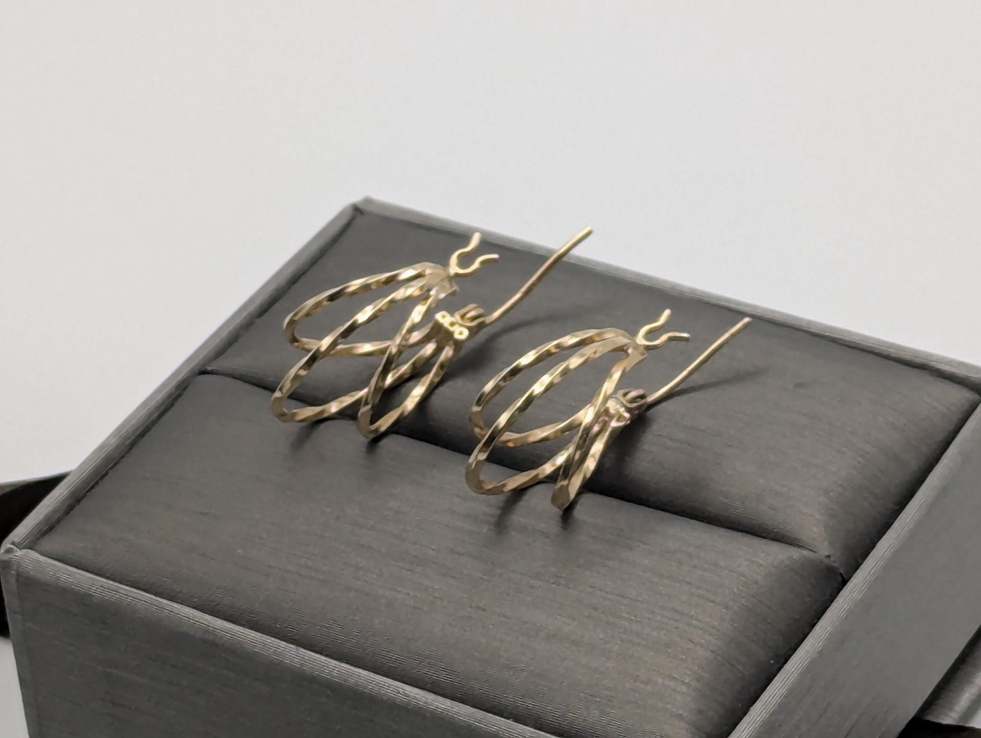 14k Vintage Yellow Gold Triple Hoop Oval Earrings Gold Hoops Hinged