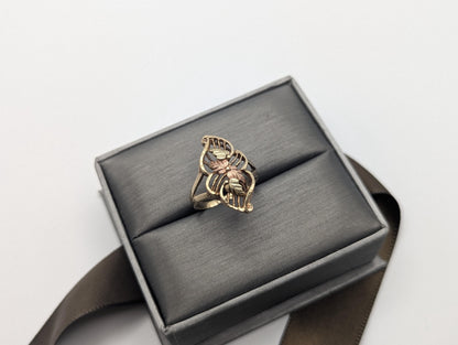 Vintage 10k Black Hills Gold Leaf Multi-Tone Gold Signet Statement Ring