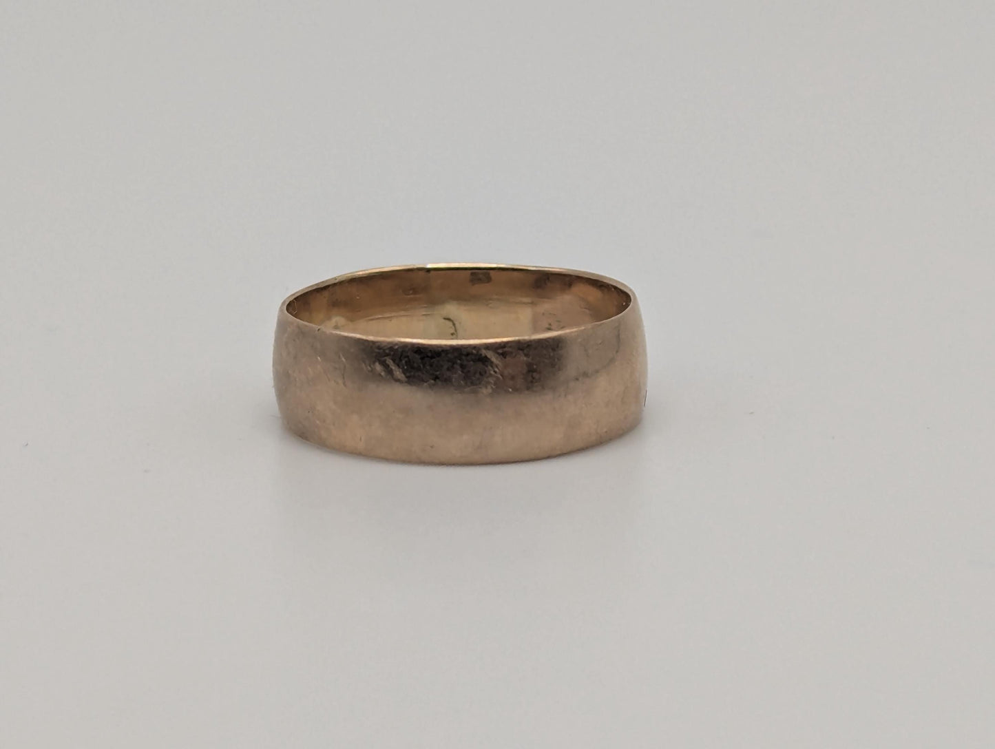 14k Yellow Gold Cigar Band Style Wedding Band. Wedding Ring. Anniversary Band.