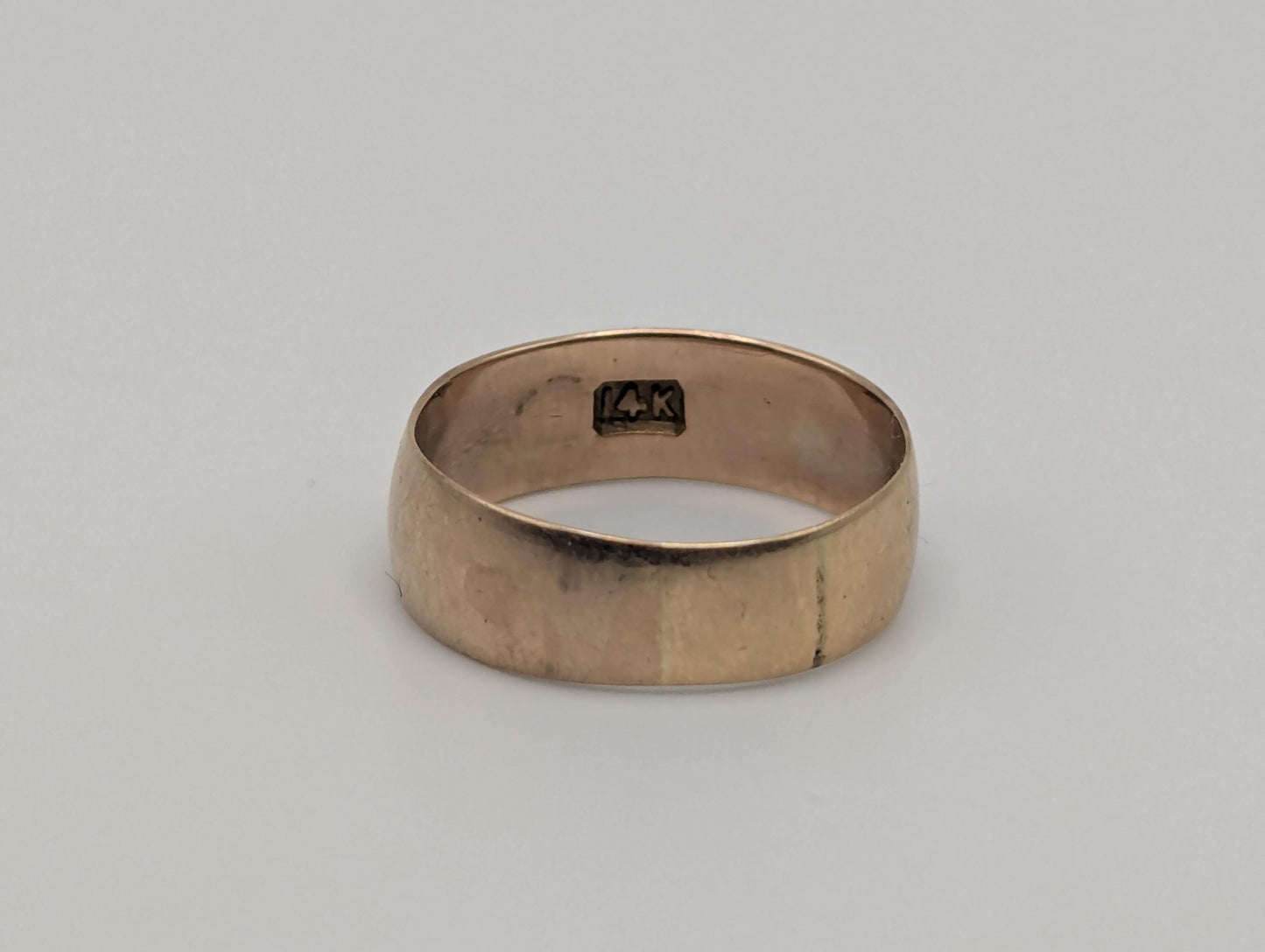 14k Yellow Gold Cigar Band Style Wedding Band. Wedding Ring. Anniversary Band.