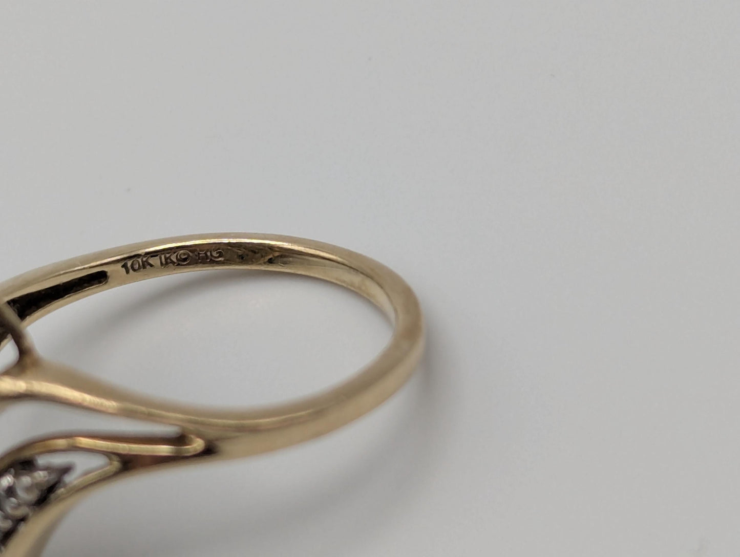 10K Yellow Gold Wave Diamond Ring Promise Love Cocktail Ring Fancy Infinity Band