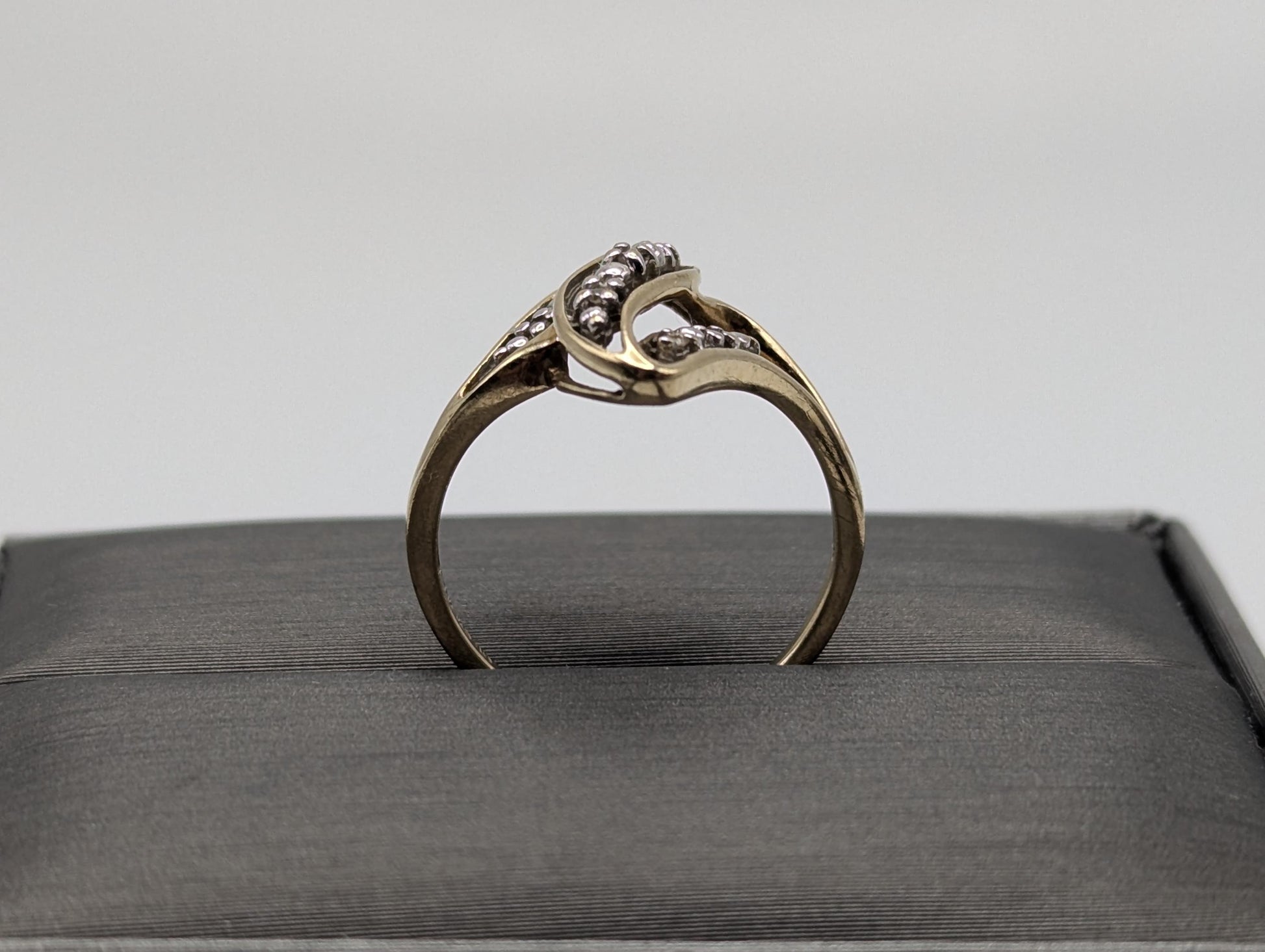 10K Yellow Gold Wave Diamond Ring Promise Love Cocktail Ring Fancy Infinity Band