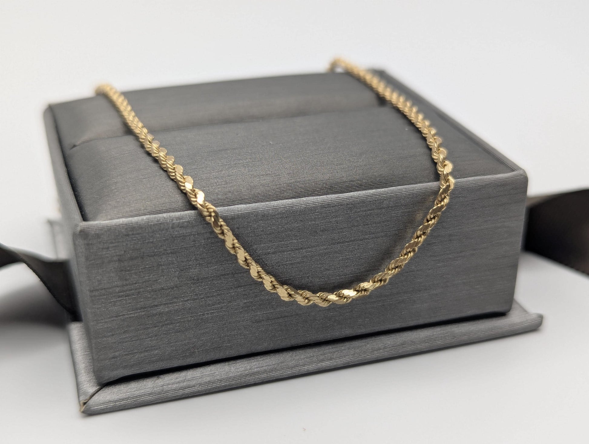 14k Italy Yellow Gold Twisted Bracelet Rope Chain 18" Specialty Wheat Chain Link