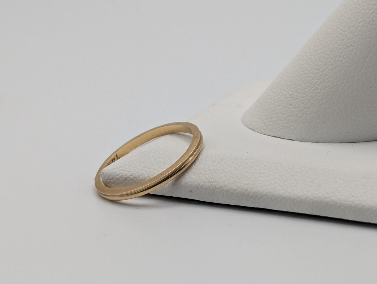 Unique 14k Yellow Gold Band Style Wedding Band. Wedding Ring. Anniversary Band.