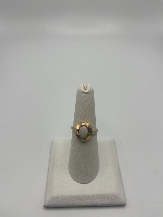 10k Yellow Gold Opal Ring. Cocktail Ring.Statement Band
