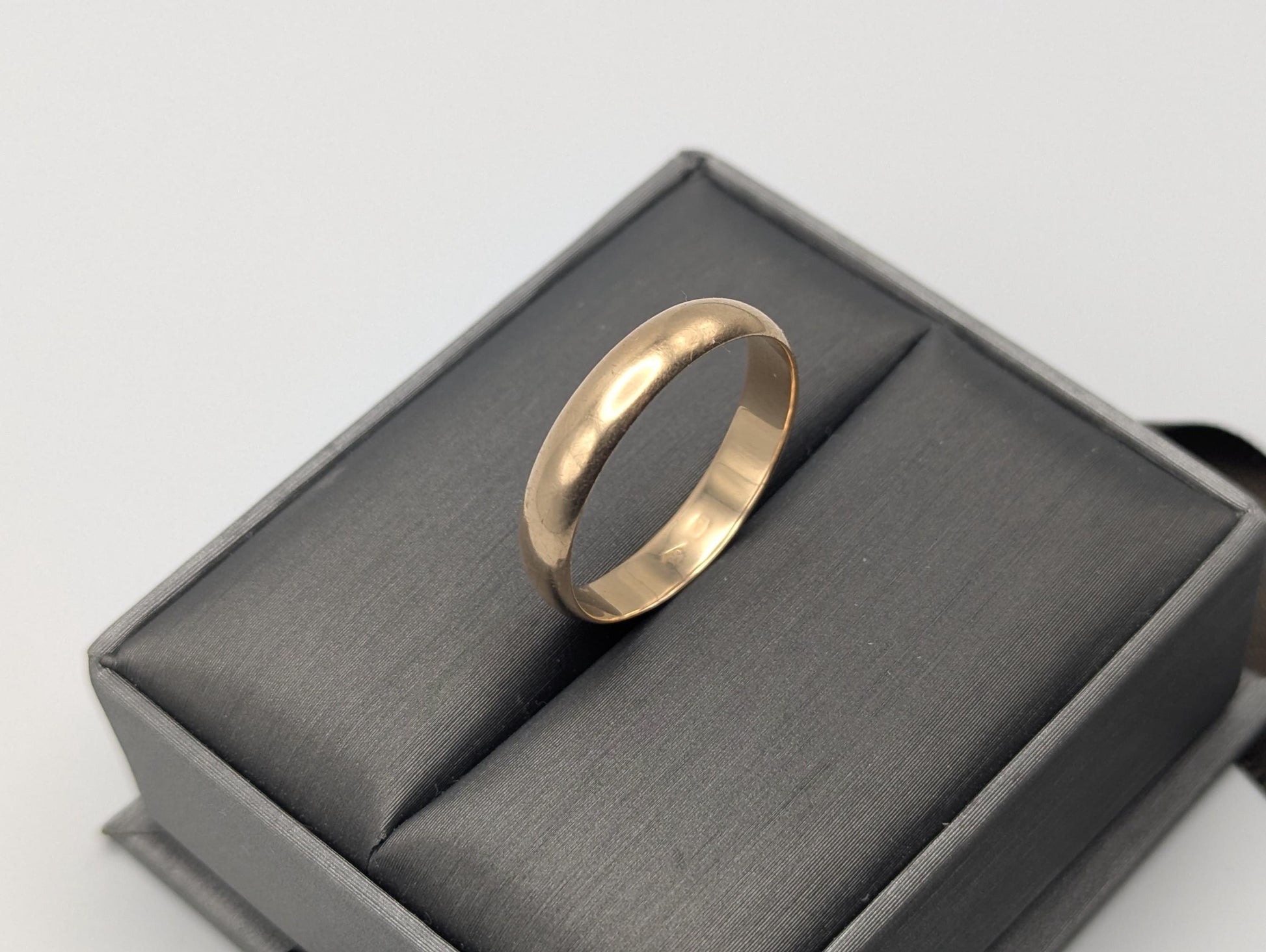 18k Yellow Gold Band Style Wedding Band Wedding Ring Anniversary Band