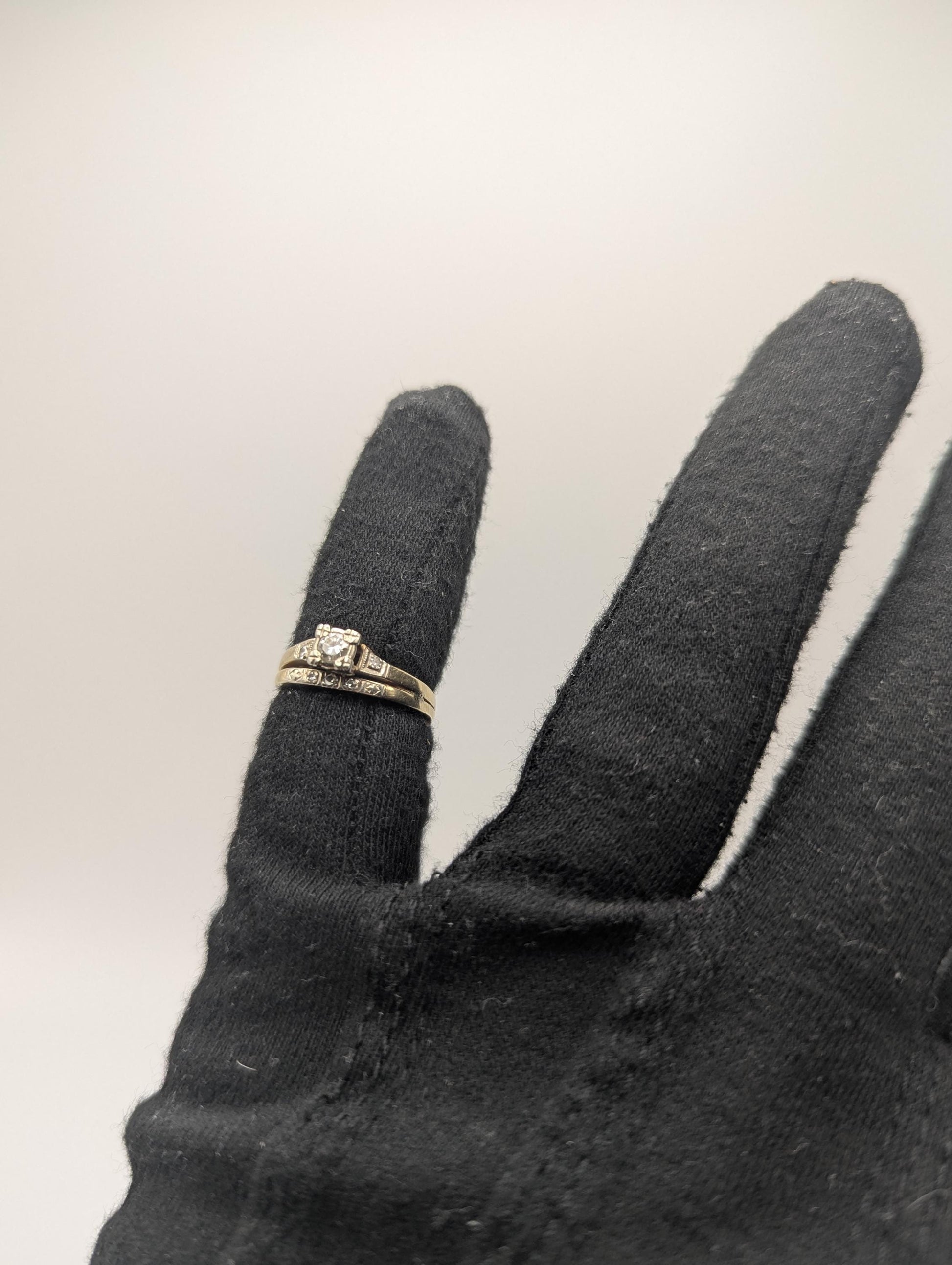 14k Yellow Gold Diamond Wedding Set. Vintage Diamond Engagement Ring. Wedding Ring.