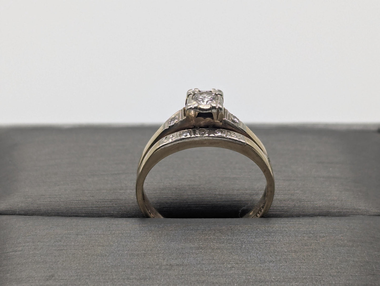 14k Yellow Gold Diamond Wedding Set. Vintage Diamond Engagement Ring. Wedding Ring.