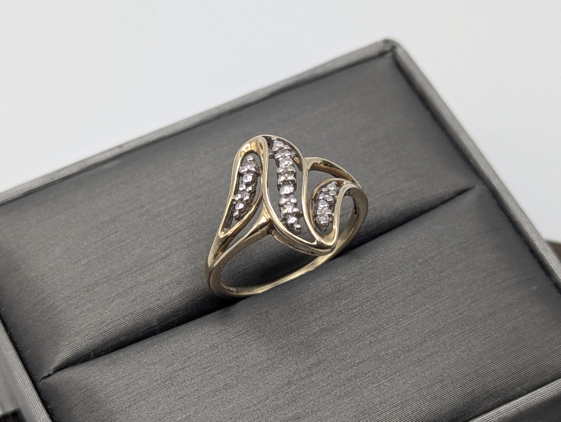 10K Yellow Gold Wave Diamond Ring Promise Love Cocktail Ring Fancy Infinity Band