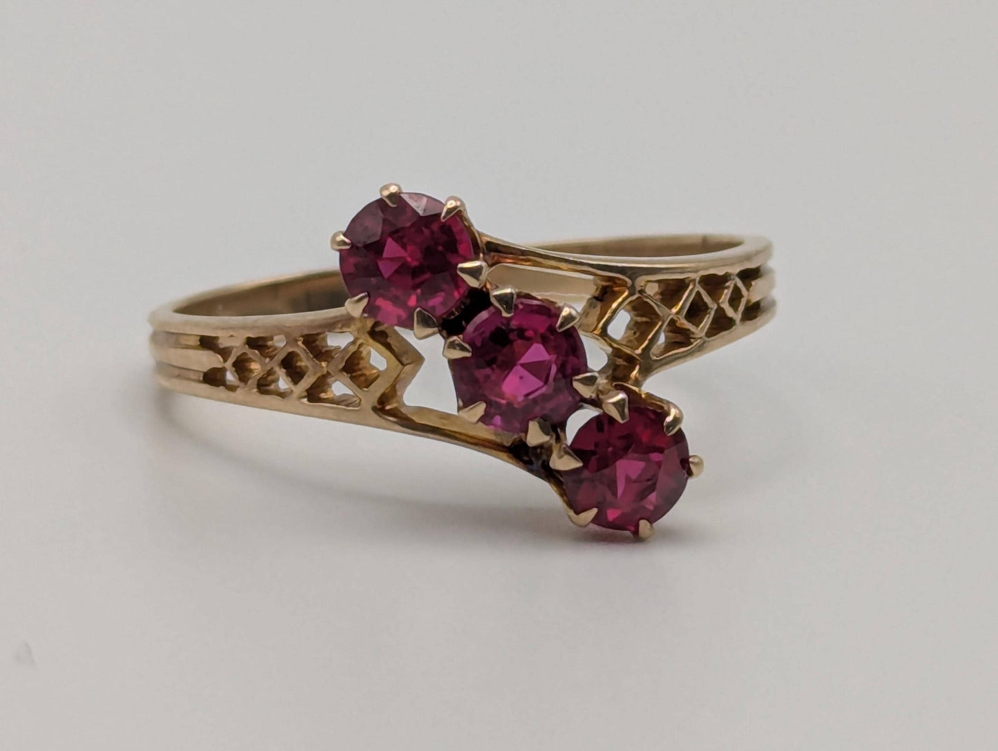 14k Yellow Gold Ruby Triple Stone Filigree Ring Promise Engagement Wedding Band