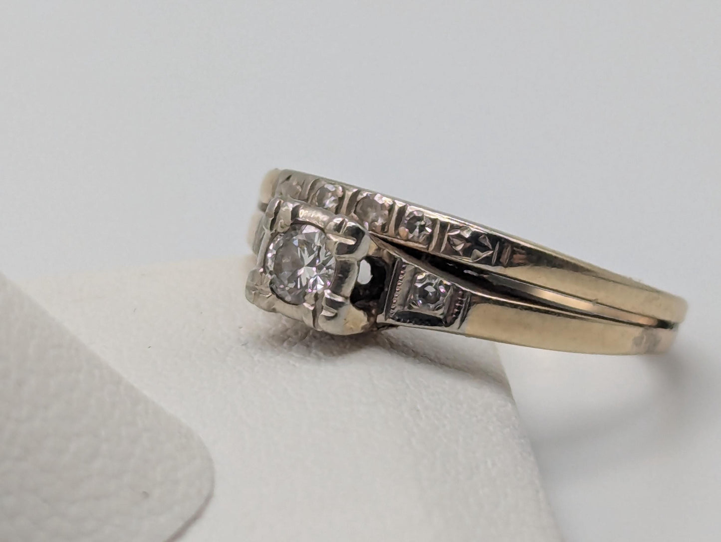 14k Yellow Gold Diamond Wedding Set. Vintage Diamond Engagement Ring. Wedding Ring.