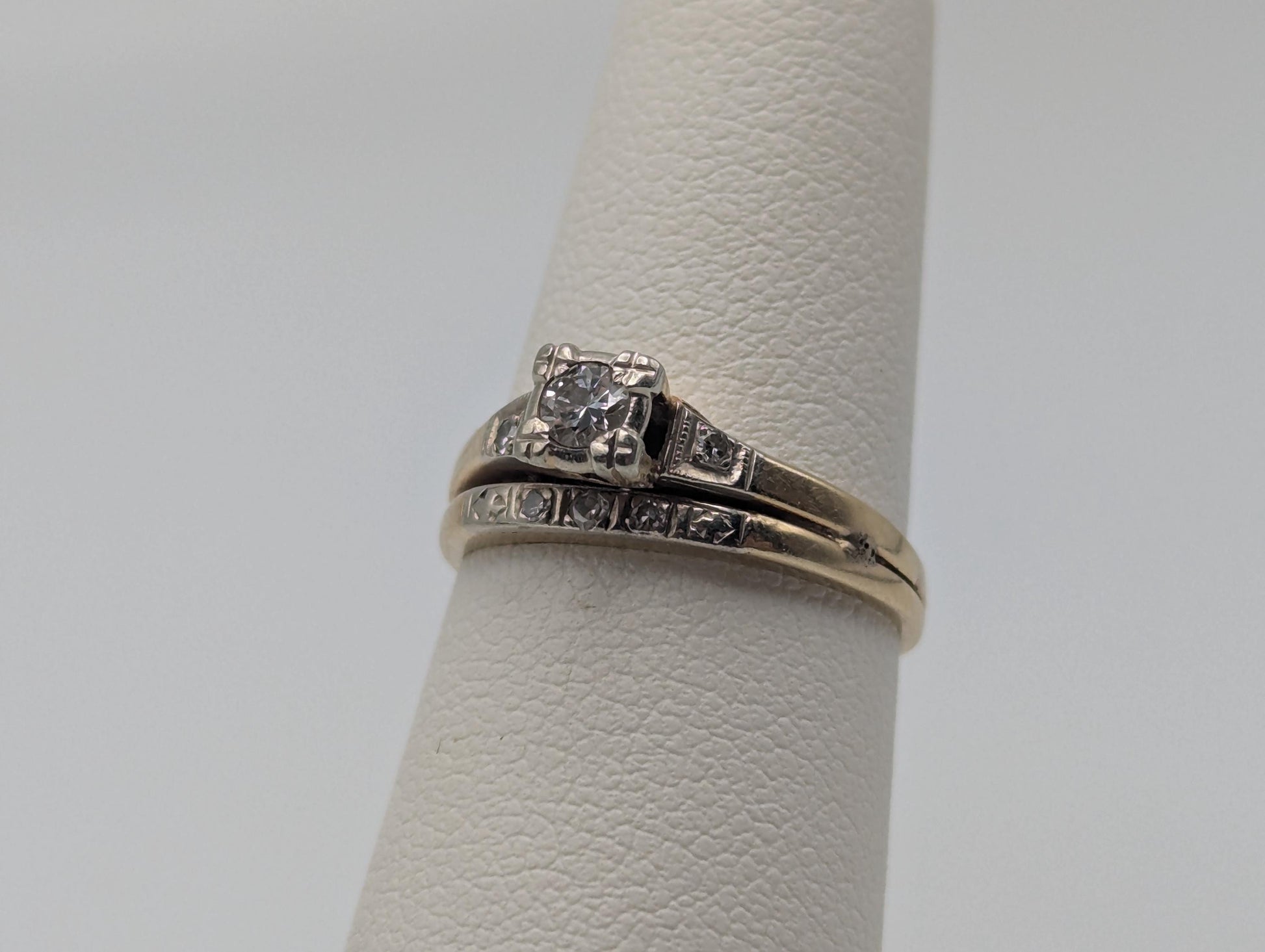 14k Yellow Gold Diamond Wedding Set. Vintage Diamond Engagement Ring. Wedding Ring.