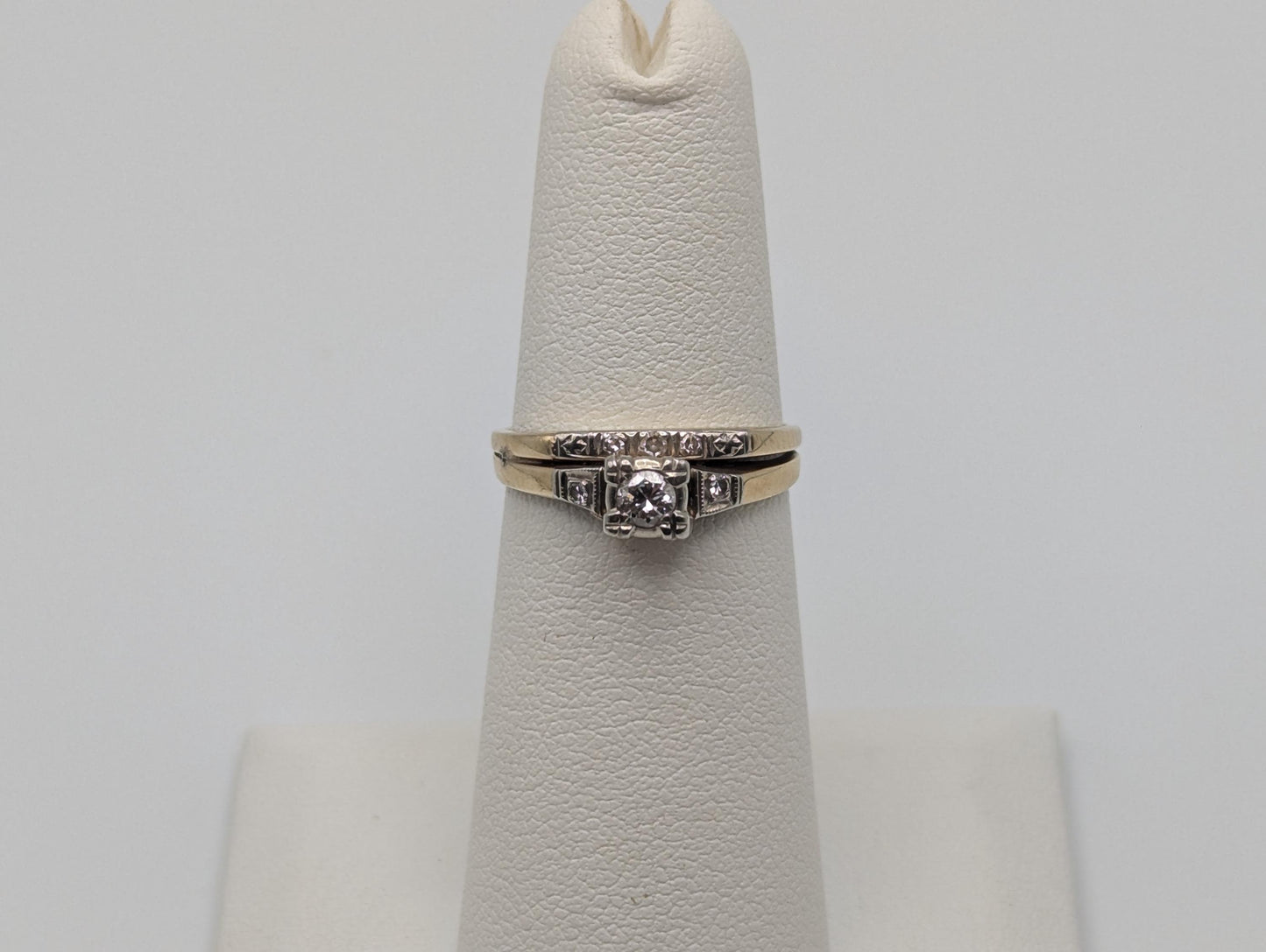 14k Yellow Gold Diamond Wedding Set. Vintage Diamond Engagement Ring. Wedding Ring.