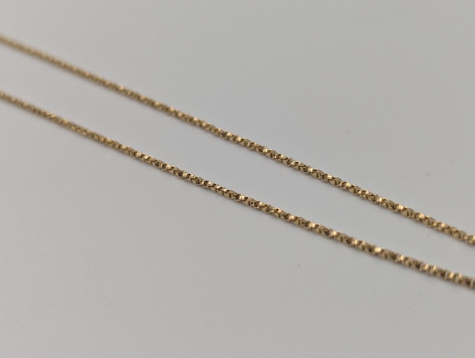 14k Yellow Gold Box Chain Necklace 19-inch Box Chain Vintage Box Chain.