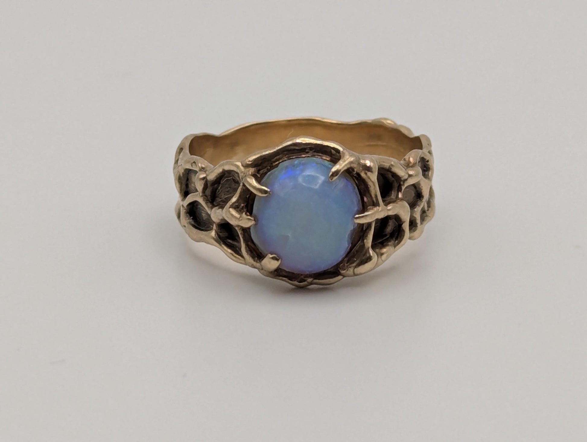 Heavy 10k Vintage Yellow Gold Opal Adularia Ring Cocktail Statement Wedding Band