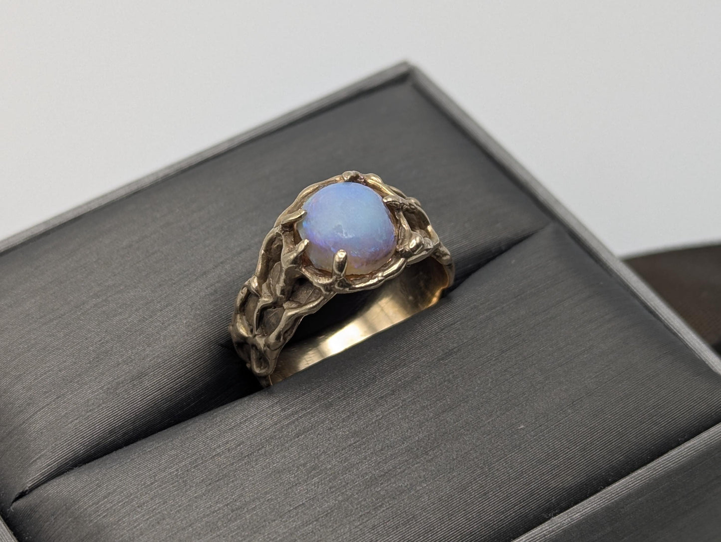Heavy 10k Vintage Yellow Gold Opal Adularia Ring Cocktail Statement Wedding Band