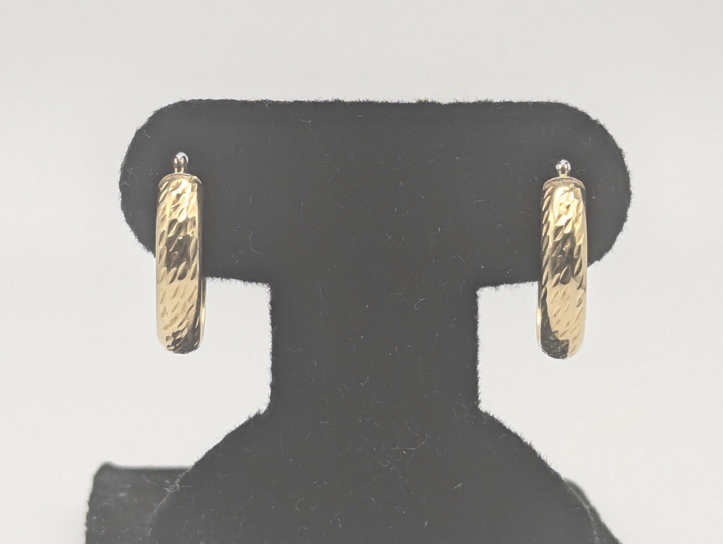 14k Yellow Gold Etched Hoop Earrings Classic Gold Hoops