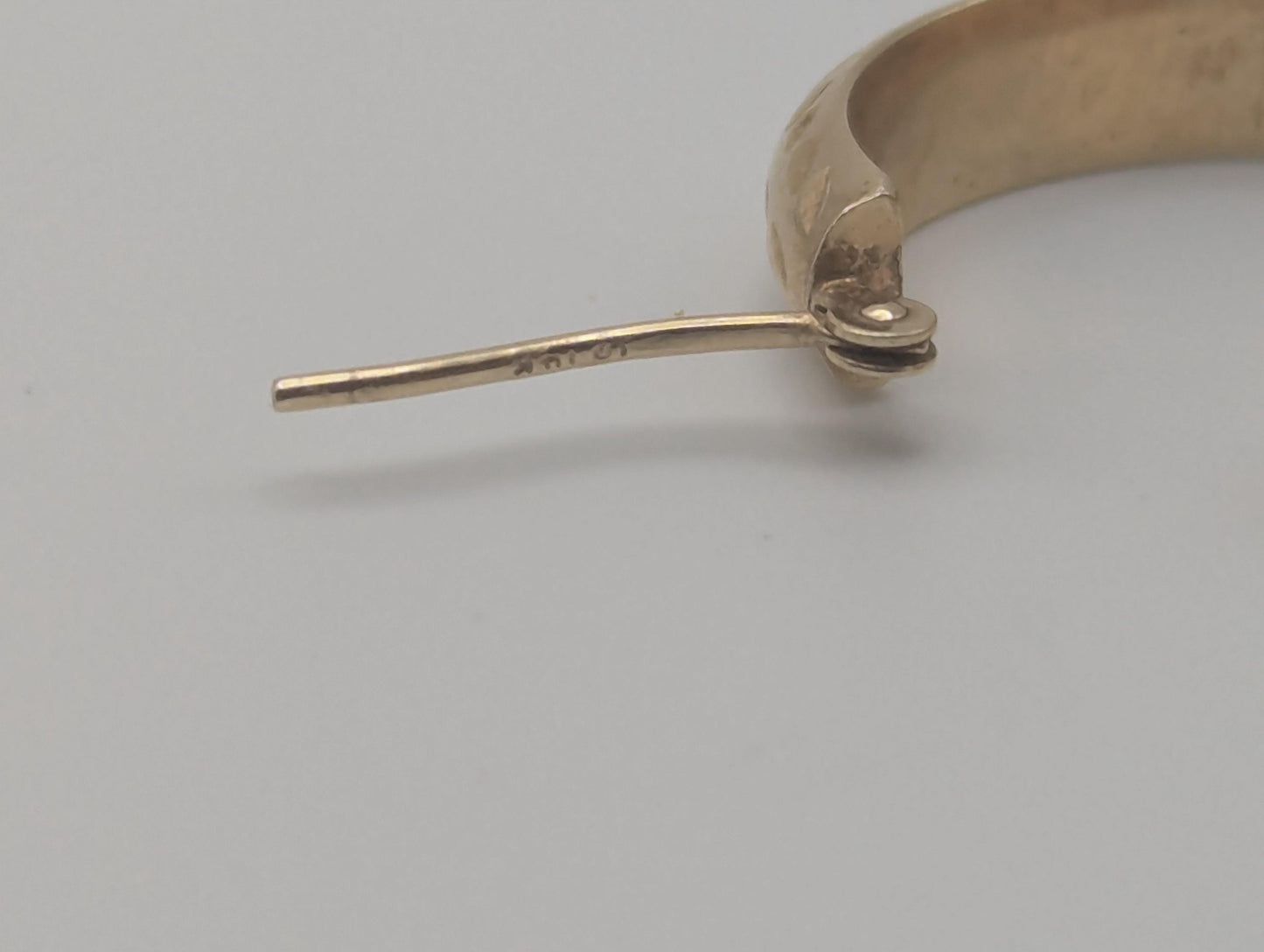 14k Yellow Gold Etched Hoop Earrings Classic Gold Hoops