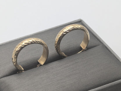 14k Yellow Gold Etched Hoop Earrings Classic Gold Hoops
