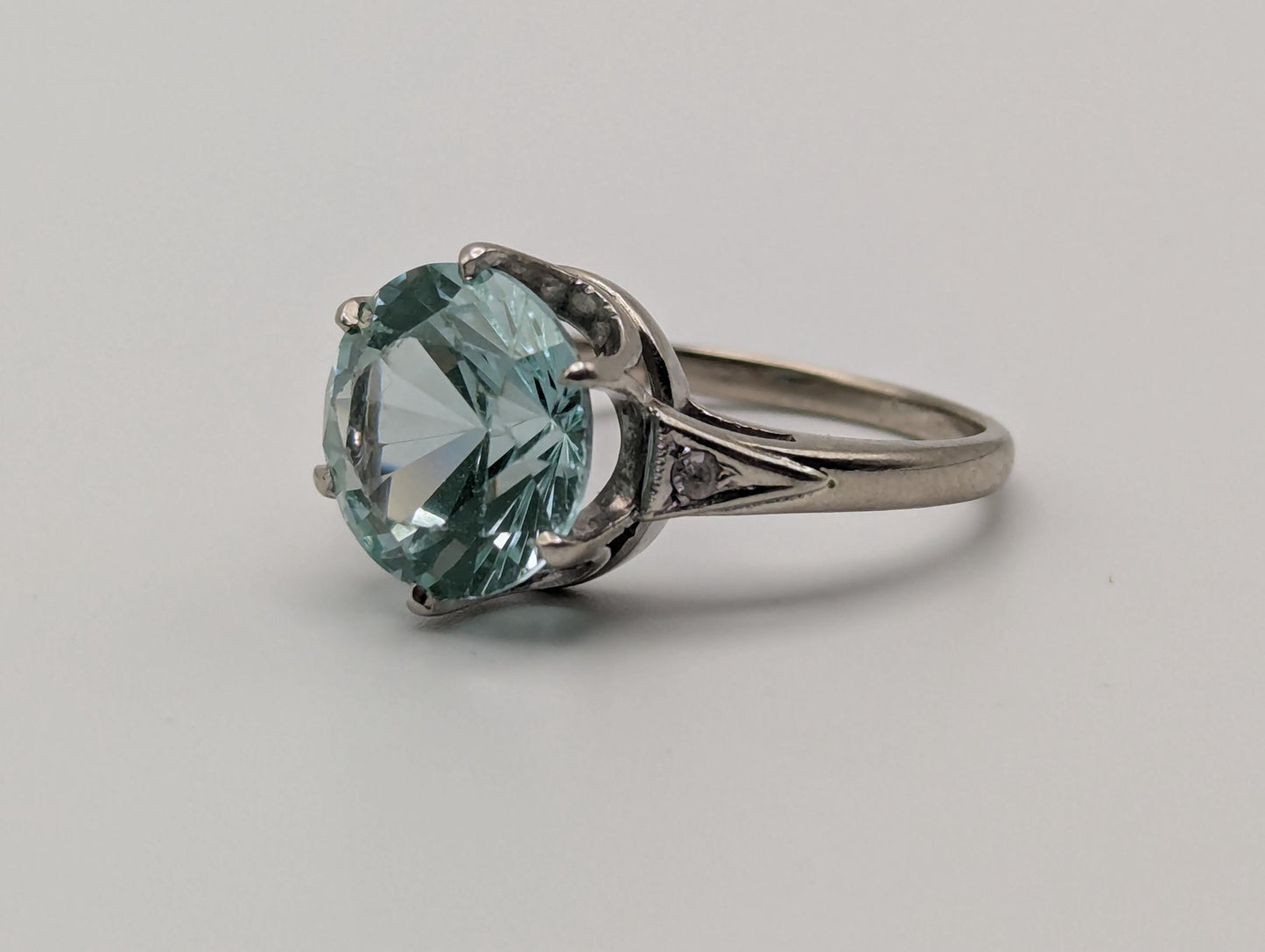 10k White Gold Green Quartz Oval and Spinel Statement Ring Cocktail Ring