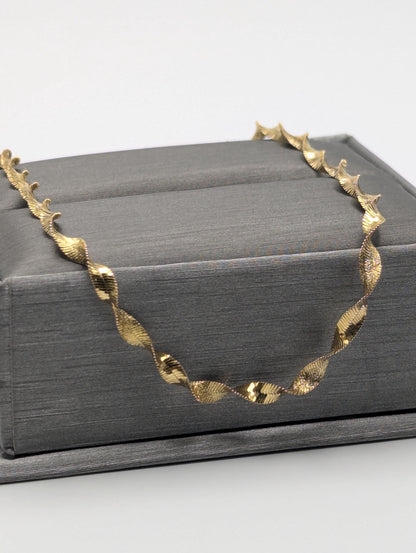 14k Italy Yellow Gold Twisted Herring Bone Necklace Chain 18 Inch Womens
