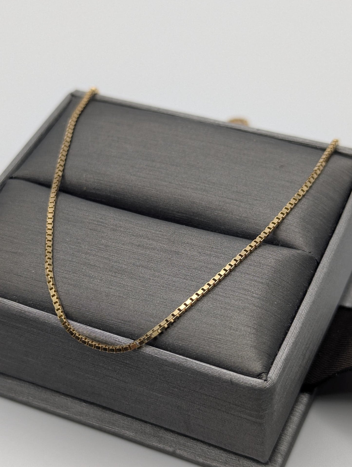 10k Yellow Gold ITALY Box Chain Necklace 18" Box Chain Vintage Box Chain.