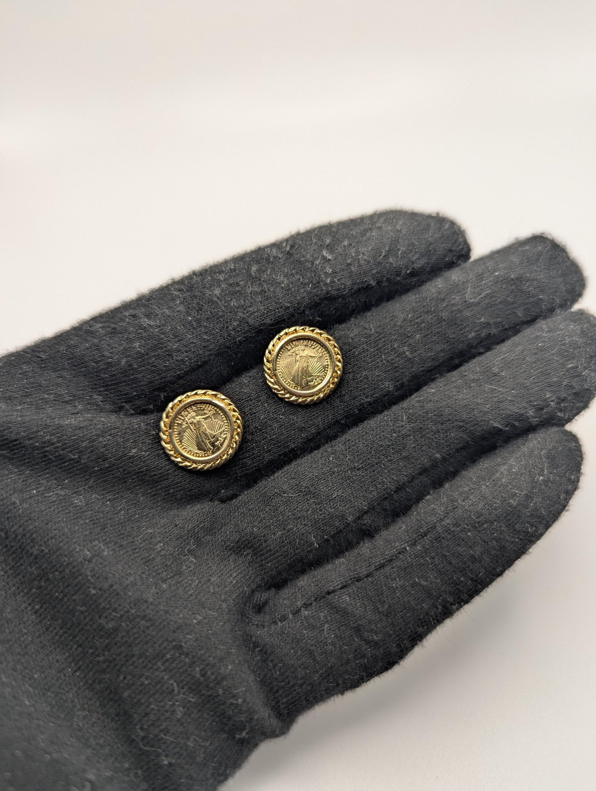 Vintage 14K Yellow Gold Lady Liberty American Eagle Coin Medallion Stud Earrings