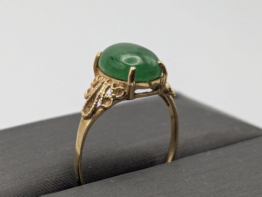 Vintage 18k Yellow Gold Genuine Jade Filigree Ring Cabochon Ring Dinner Statement Ring