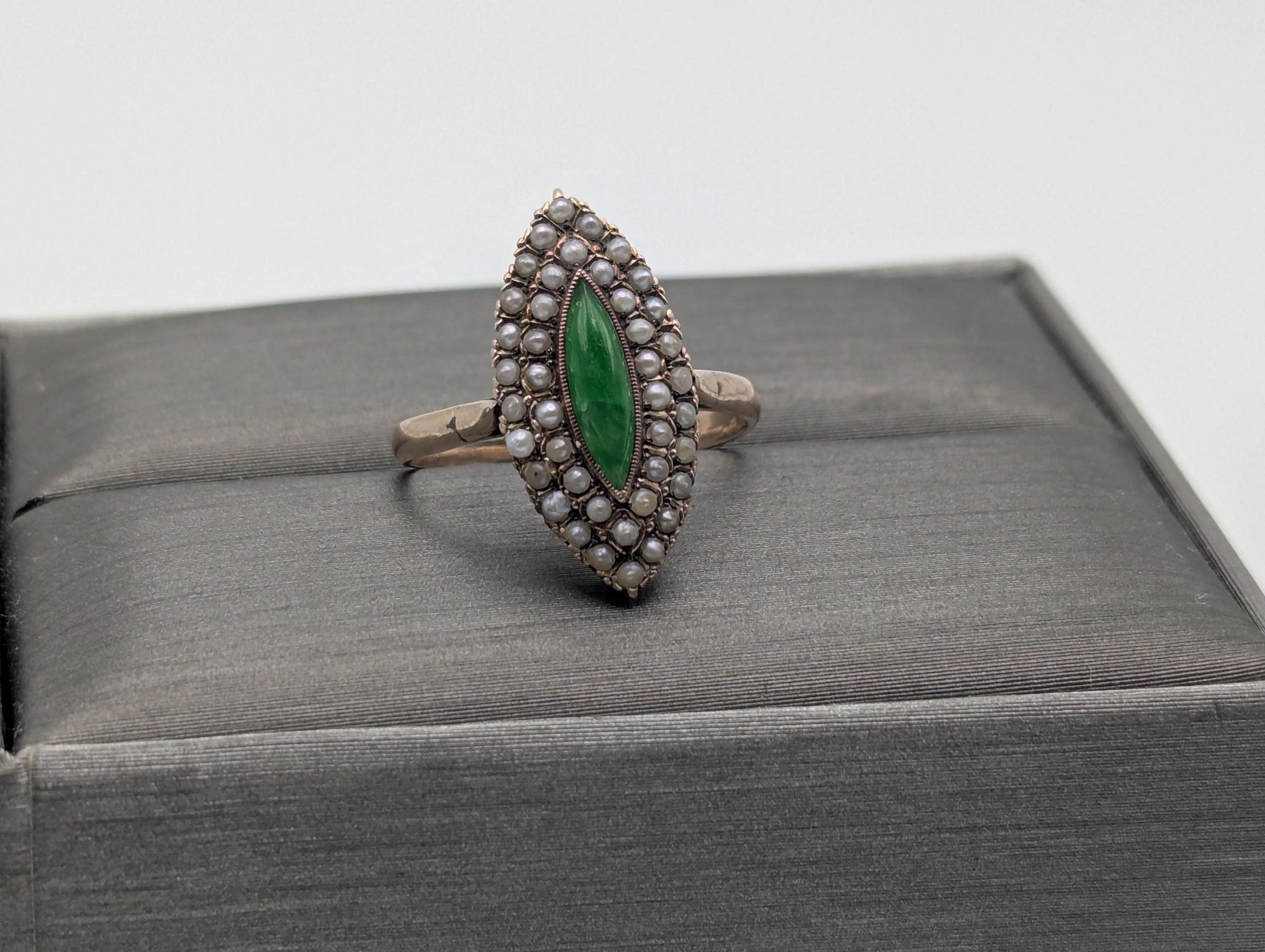 10k Victorian Gold Emerald Seed Pearl Ring. Cocktail Statement Ring Free Resize