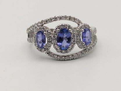 14k Whit Gold Triple Stone Tanzanite Diamond Ring Vintage Promise Ring Cocktail Ring