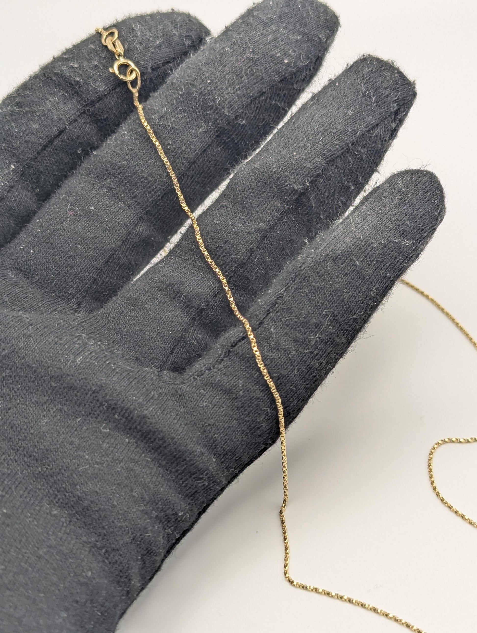 14k Yellow Gold Box Chain Necklace 19-inch Box Chain Vintage Box Chain.