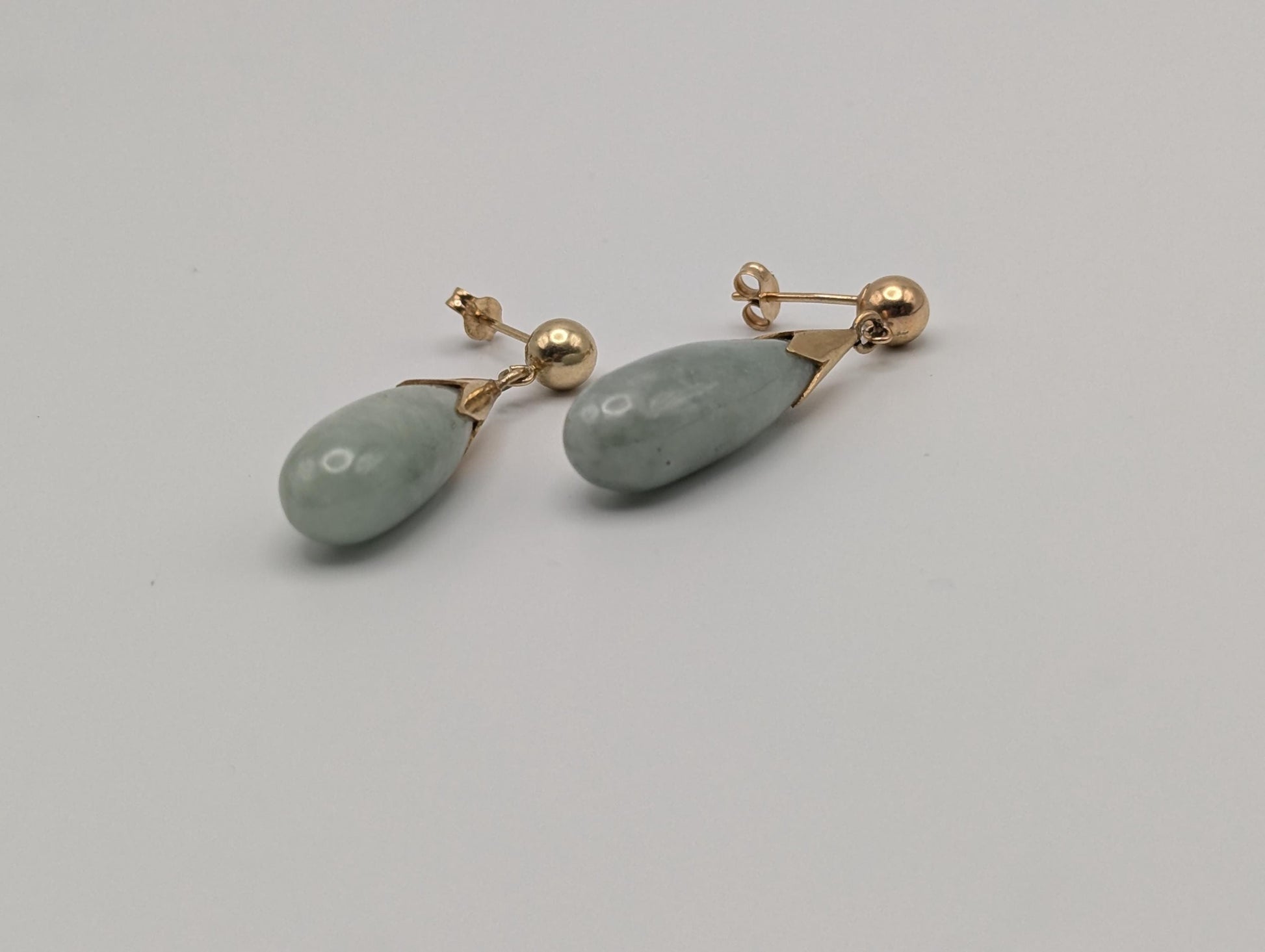 14K Yellow Gold Green Jade Dangle Earrings Jade Drop Earrings.