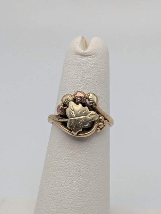 Vintage 10k 12k Black Hills Gold Leaf Multi-tone Gold Statement Ring