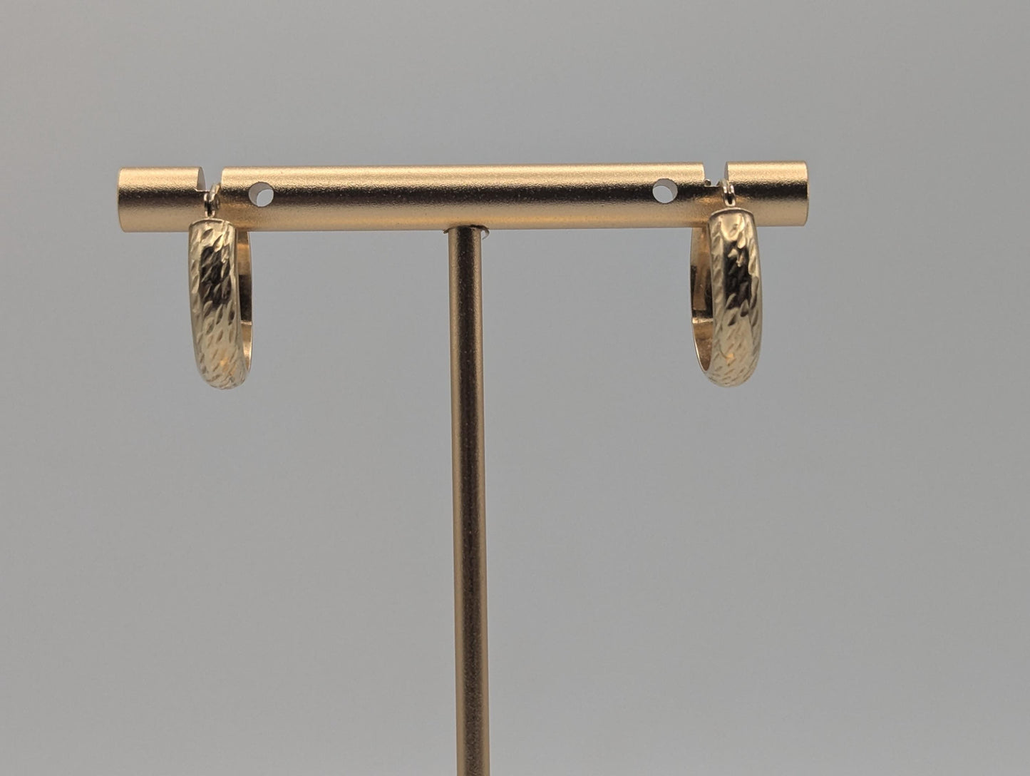 14k Yellow Gold Etched Hoop Earrings Classic Gold Hoops